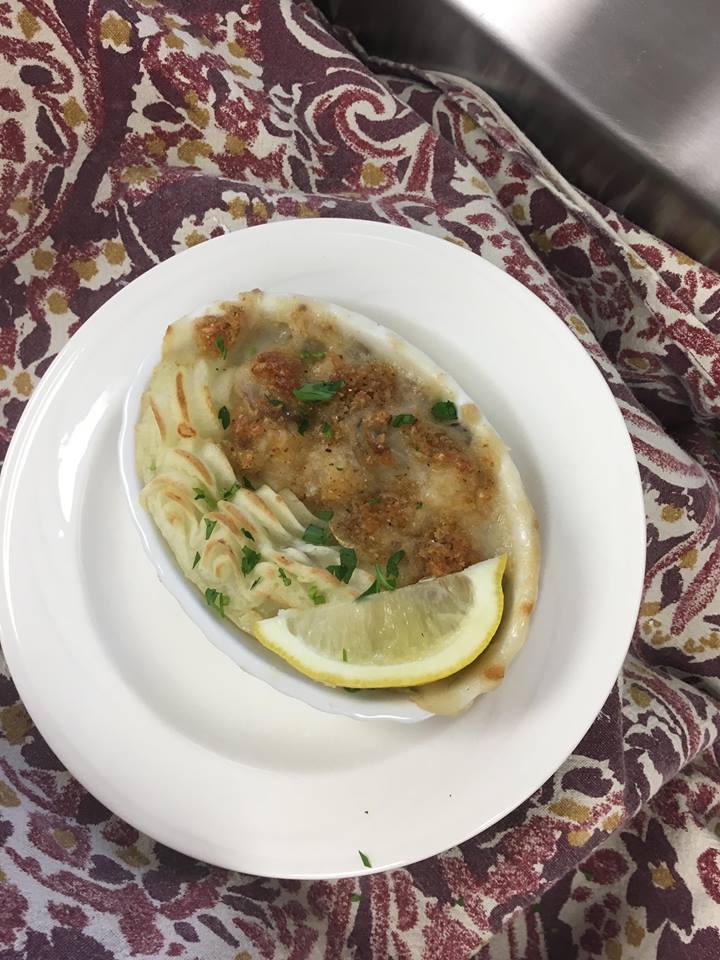 cheflil_yj's tweet photo. Paint me like one of your French dishes 😉🍽️ #cul285 https://t.co/5QVumlgiQB