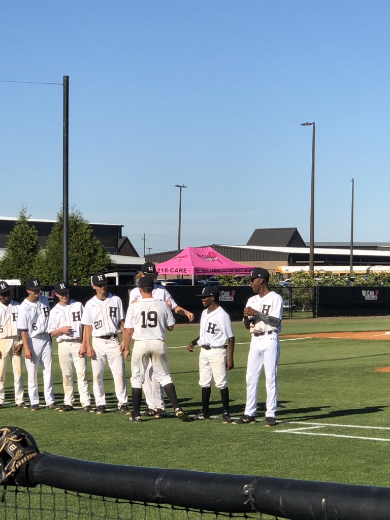 FeaginMill's tweet photo. Proud to see these boys get their night at Senior Night for @hocobaseball ! They were leaders as Wolves, and now men as Bears!! Thank you Christian and @game_on_00 ! #onebigpack #formerwolves #allgrownup https://t.co/esVYnsmkfU