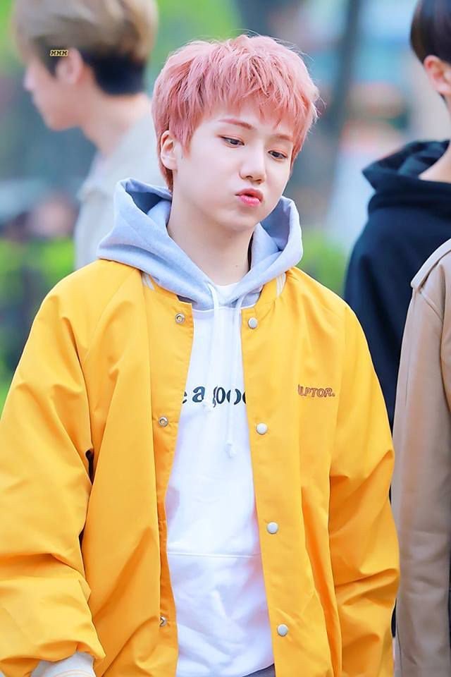 shonafa_46's tweet photo. HAPPY BIRTHDAY JINHO🎉
#HappyJinhoDay 
#LittleFairyJinhoDay 
#HappyJinhongseokDay 
#HAPPYJINHODAY https://t.co/Z9YGyOidzi