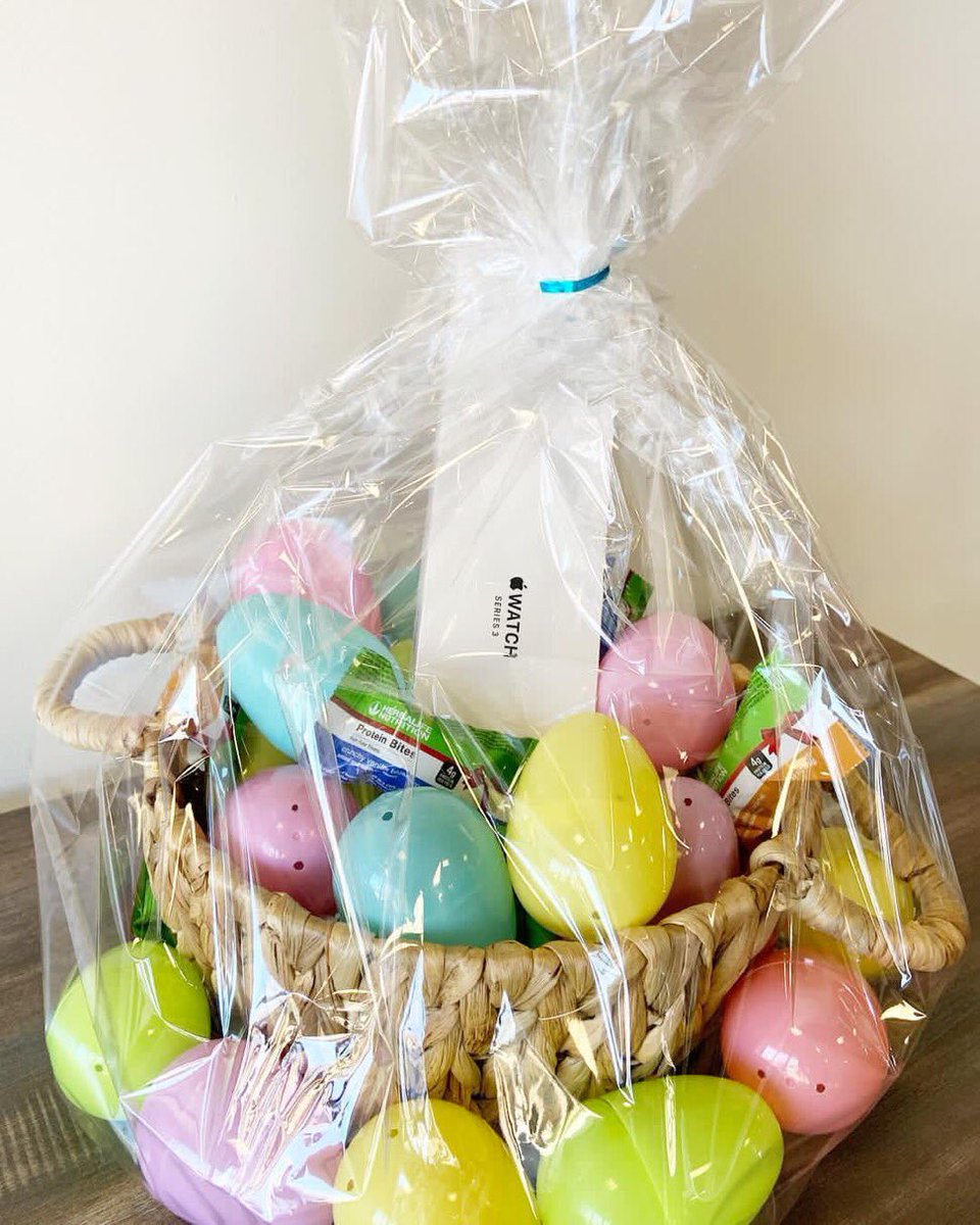 NormalSpot's tweet image. 📣GIVEAWAY ALERT🏆

🎉APPLE WATCH GIVEAWAY 🎉

😱$199+ value! 😱

🔥Winner drawn MAY 1st🔥

How to win:
•Retweet this post 
•@ 3 friends
•Follow our page
•Comment “done” when you have done all these steps and we will add your name into the raffle! 🎉

🎁GOOD LUCK🎁