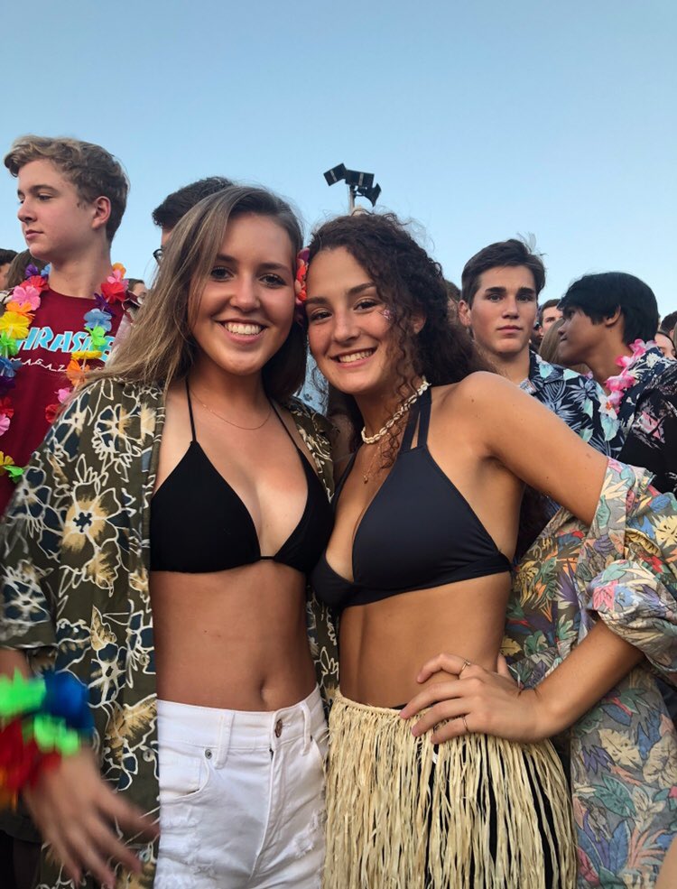 sammyreeed's tweet photo. wishing the HUGEST happy birthday to my BEST FRIEND EVER!! thank u for being my person💛💛 and come home from Europe soon i miss u girl!!! https://t.co/gKg2ByyyiC