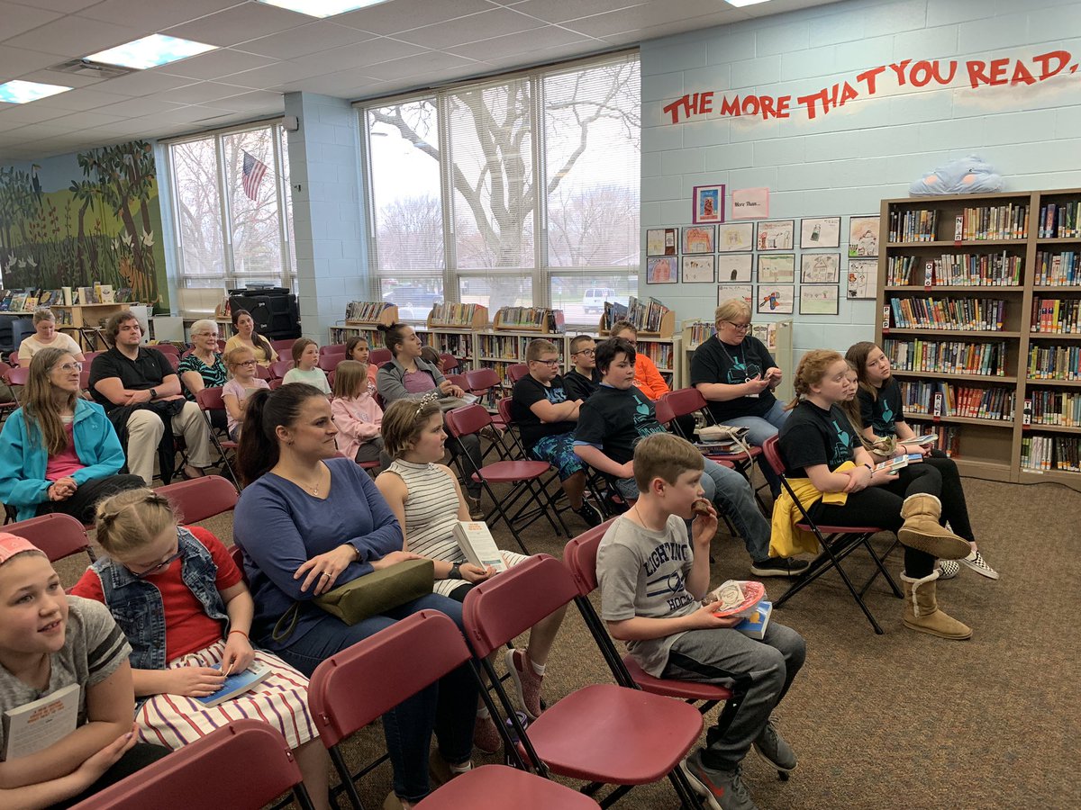 PrairieArea's tweet photo. We just ❤️ our visit with @authorweeks! Thanks @ChristyZiller for being your students!!! #IRC2019 https://t.co/DoJswxVIYt