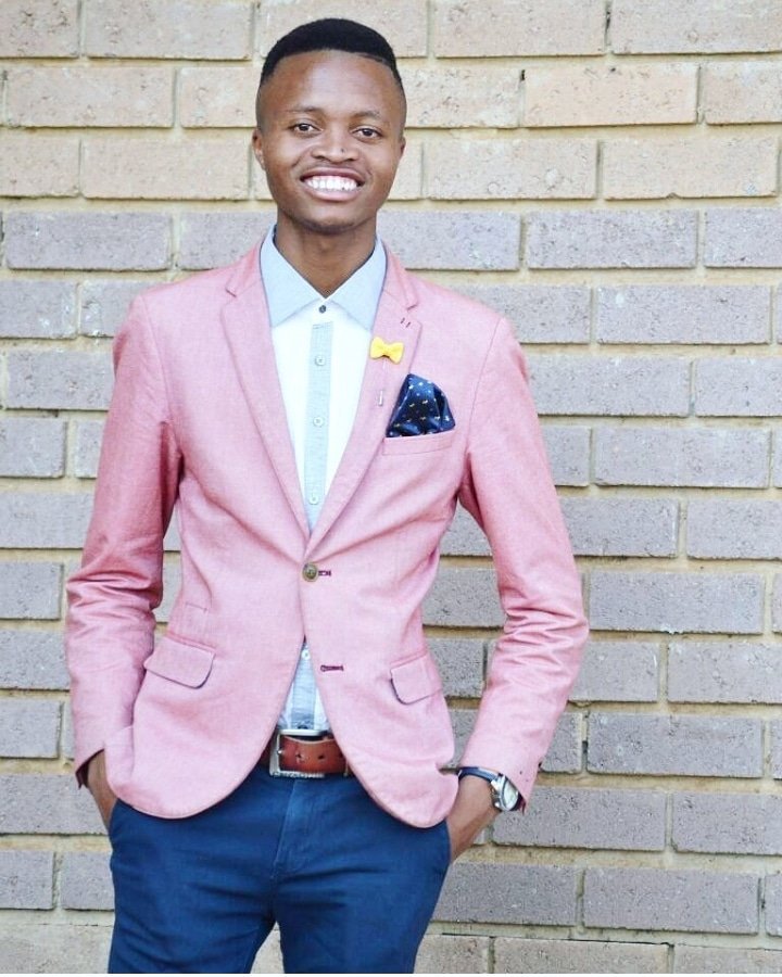 LebohanNyandeni's tweet photo. All about: 👑👑👑
____________________________________
#mrvaal #mrvaalfinalist2018 #pageant #peagentboys #MCM #speaker #modeling #mensfashion #mensfashion #brandambassador #stage #stageboy #voiceoverartist #actors #Markham #smile #artist #Entrepreneurship #Mc https://t.co/TRnmMH4PkO