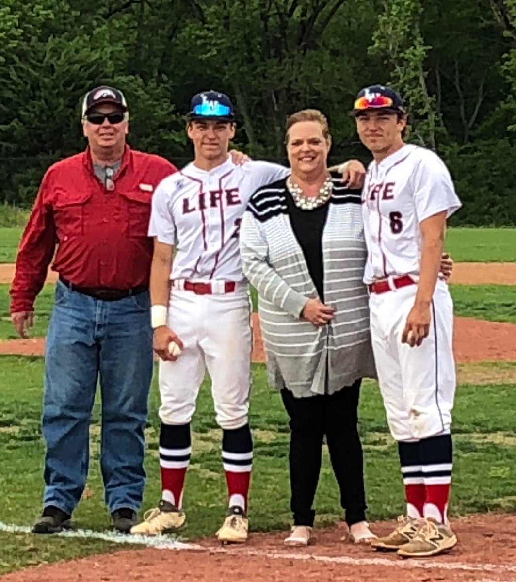 DevonneHutson's tweet photo. Mustangs win first ever home game 13-3! Senior night. Going to playoffs! Thank you Coaches Stindurf, Askew, Robinson! #lifeschool #lifemustangs https://t.co/n8j4rUwqC6