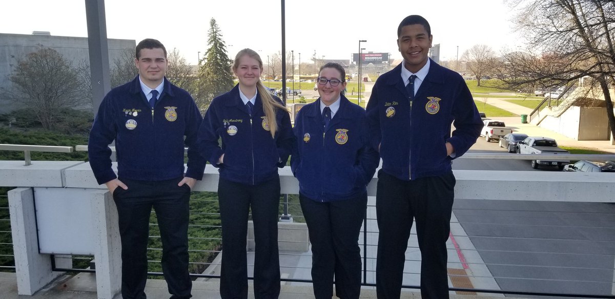 AlburnettFFA's tweet photo. Congratulations to the Alburnett FFA Poultry Evaluation Team on receiving a Gold rating at state contest today! #iaffaslc #purpleonpurpose https://t.co/ZY5w60Sxo9