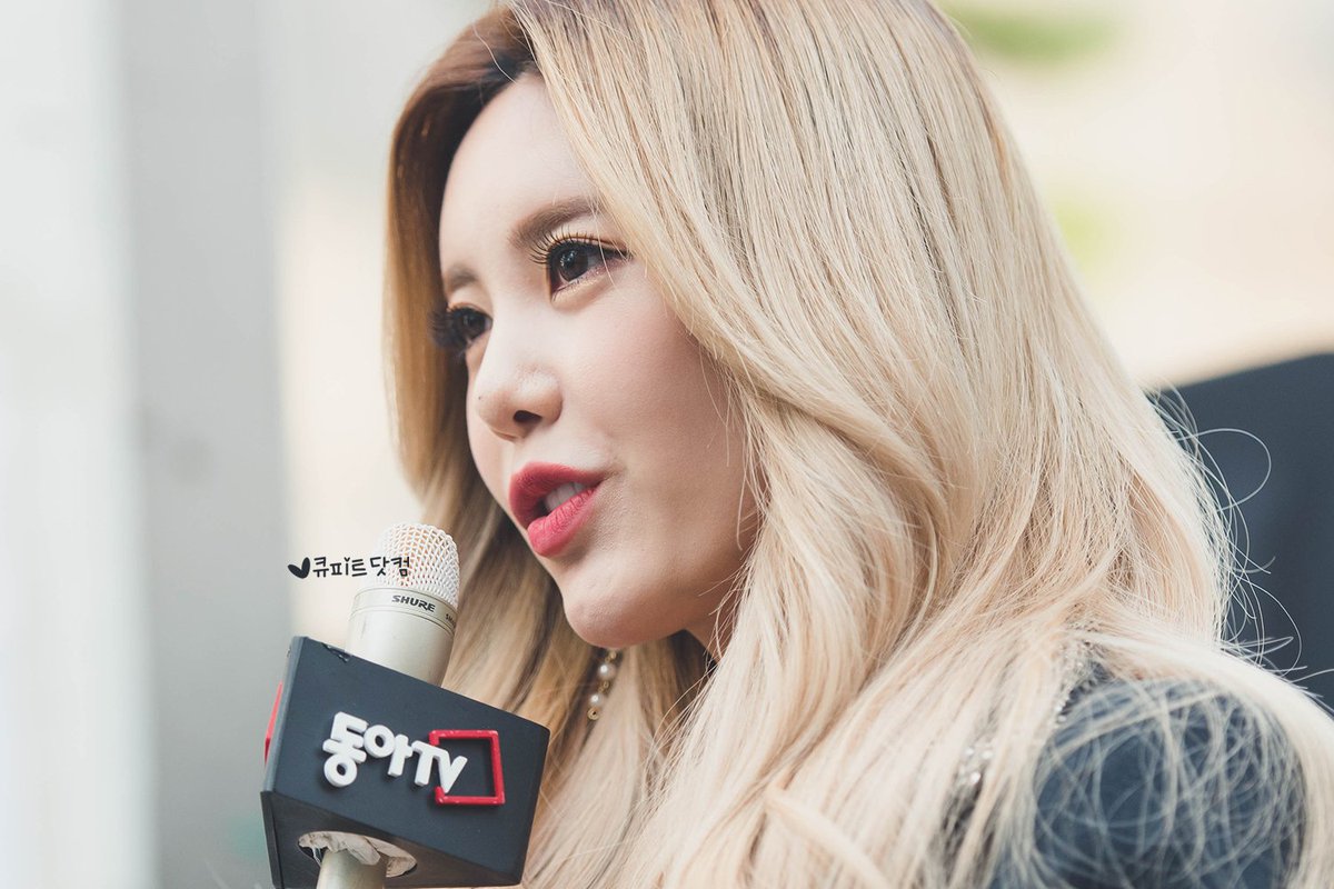 Q_pidotcom's tweet photo. 181016 SFW CAHIERS
#Qri #큐리 #티아라
@QriPretty 

🔗 https://t.co/si09vYcZeC
🔗 https://t.co/6JDozAgMjZ https://t.co/JwWCS51GK7