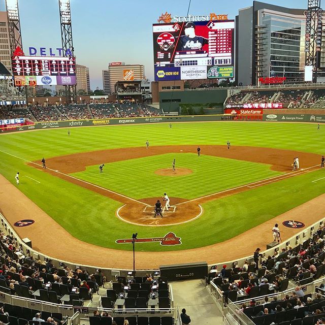 DiningOutAtl's tweet photo. Gorgeous night for @braves baseball at @suntrustpark! Excited to pregame at @batteryatl! So many dining options! @crubattery @gioantico @elsuperpan_thebattery @c.ellets @livebatteryatl @yardhouse and so many more!
.
.
.
#diningoutatl #thingswelove #batte… https://t.co/uG62JYPPGy https://t.co/OGEyrKEaih