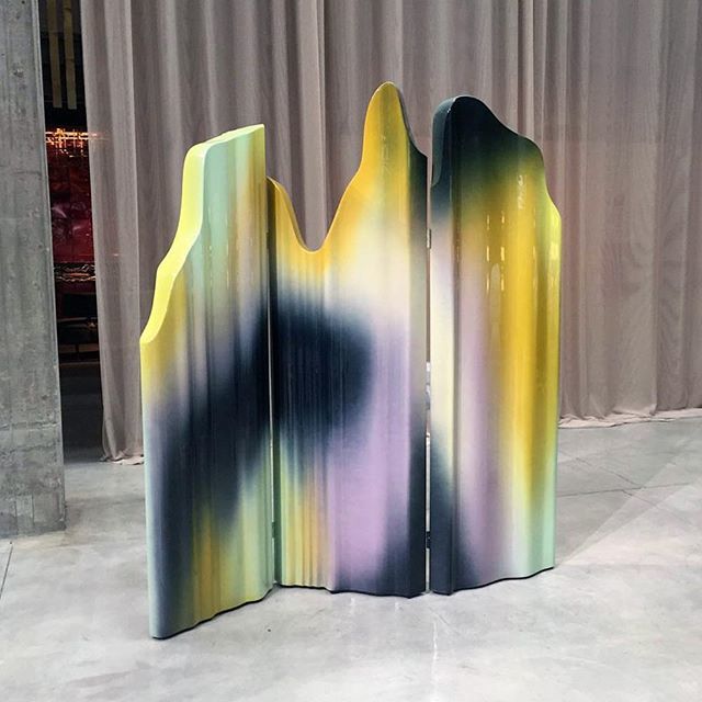 MOCO @ #MilanDesignWeek2019: Guise divider by <a href="/oddmatter/">OddMatter</a> @nilufargallery.

#design #divider #oddmatter #MDW19 #salonedelmobile2019 bit.ly/2UG9aa7