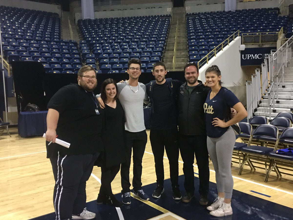 CSBigTuna7692's tweet photo. Great to spend time with my @Pitt_ATHLETICS family helping out on #PanthersChoice19!
Love spending time with friends & mentors like @PennyS66, @kellydumrauf, @joelassi, @PittAth_Chris and so many more! Always able to learn, laugh & have a blast.
#Blessed #PittScriptForLIFE https://t.co/XMe7AU3y57