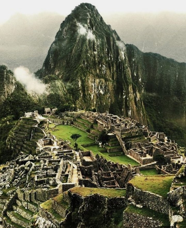 CarterMecha's tweet photo. 🇵🇪Foreign Fun Facts of The Day🇵🇪

 Peru is the third largest country in South America.

The capital city of Peru is Lima. 

 The Incas inhabited Peru and ruled for over 100 years until the Spanish Conquistadors arrived in the 16th century. https://t.co/pxgILT9bTU