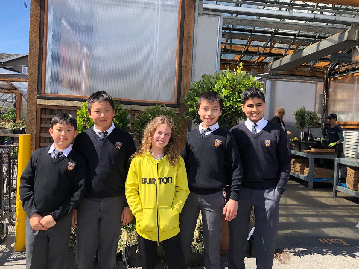 jacquijohnson's tweet photo. Our Wentworth garden beautification project continues with these dedicated grade 7’s. Today was planting day! More real life math! How many plants to buy based on the area to be planted. Height and width at maturity was key! #servicelearning #gardeningfun @CollingwoodCavs⁩ https://t.co/ZxGohOJpYM