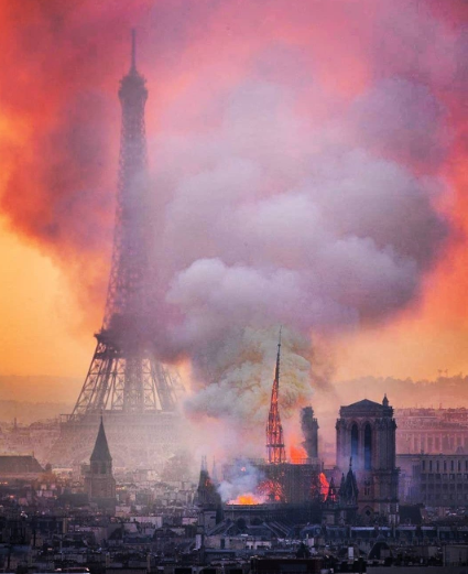 easyshopsmile's tweet photo. Tragic events
Notre Dame de Paris Cathedral has a big fire ...
The Notre Dame Cathedral could not keep the roof and the Gothic spire. But the front bell tower is safe
#Paris
#Notre Dame de Paris
#easy smile shop
#easyshopsmile https://t.co/FI9y13lKn3