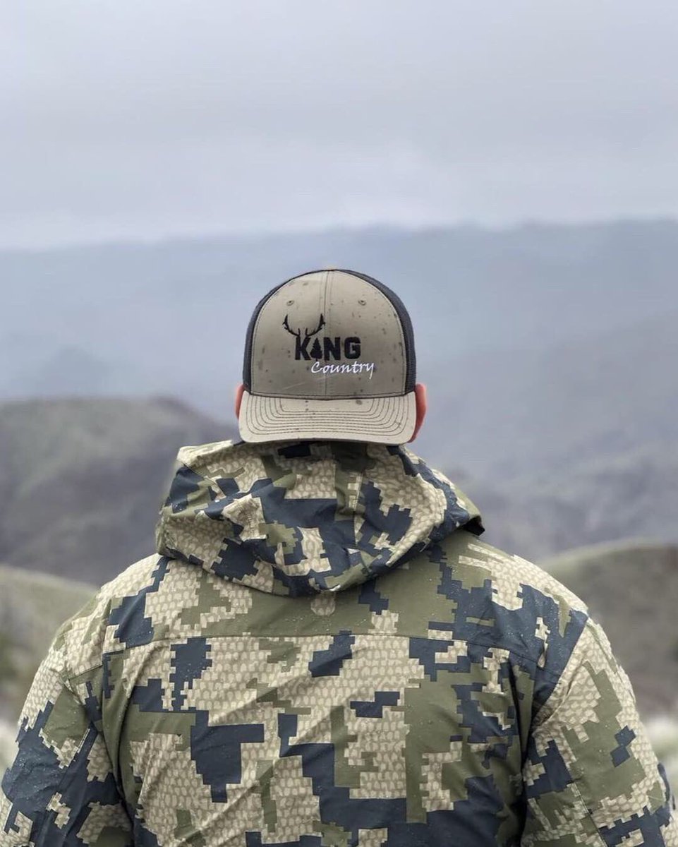 King_CountryPNW's tweet photo. Thank you @justush3 for these awesome pics of your King Country hat! 🤩
Be sure to check out the website for a special deal on select hats that ends Thursday!!
#KingCountryApparel #sendinyourpics #outdoors #hunt #pnw #snapbackhat https://t.co/WNb3CRLxAp
