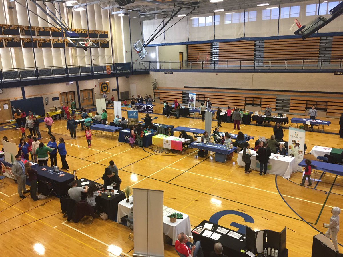 wlfetterhoff's tweet photo. Godwin Heights K-12 Family Night &amp; District Art Show, Dinner &amp; Activities!
#GodwinPride https://t.co/bZ8MubzAZP