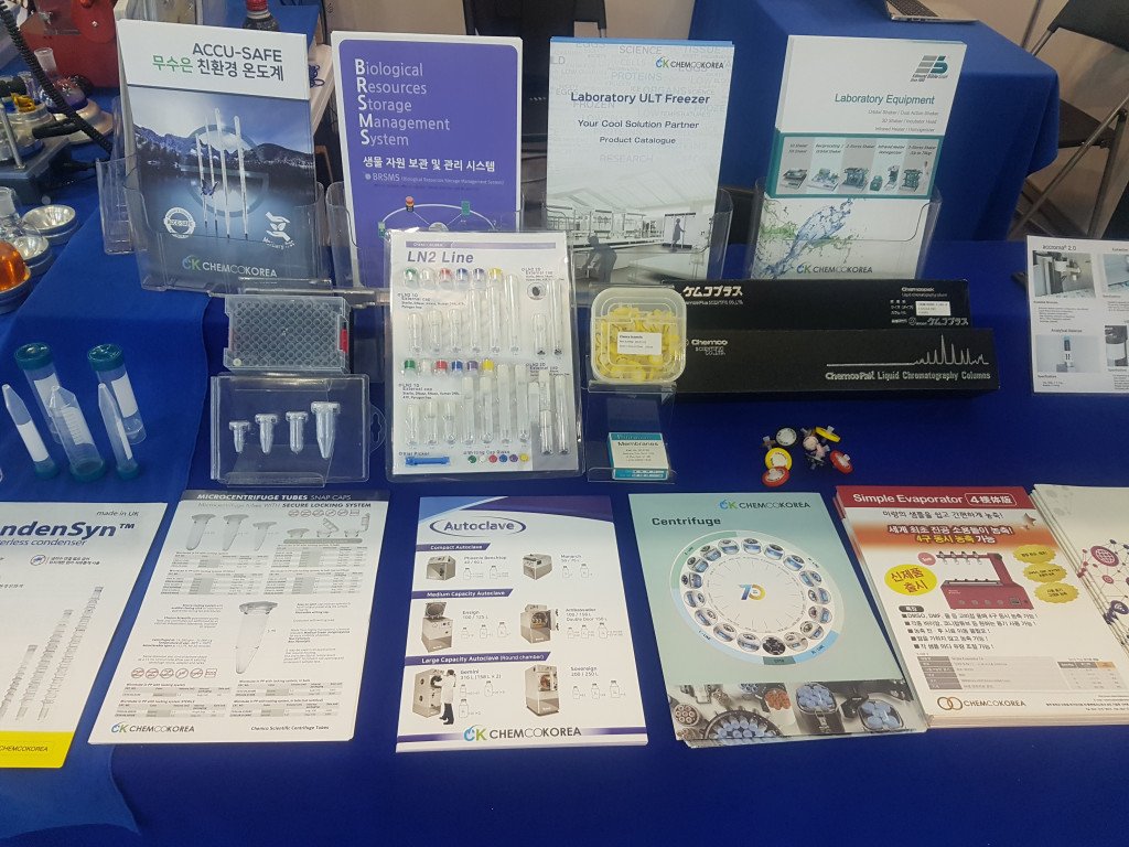 CHEMCOKOREA's tweet photo. 켐코코리아에서 2019 KOREA LAB에 참가중입니다!
부스번호 4F208을 찾아주세요!!
#automatedsamplepreparation #HeatingBlock #Evaporator #KOREALAB #코리아랩 #Shaker https://t.co/cgKHowaYer