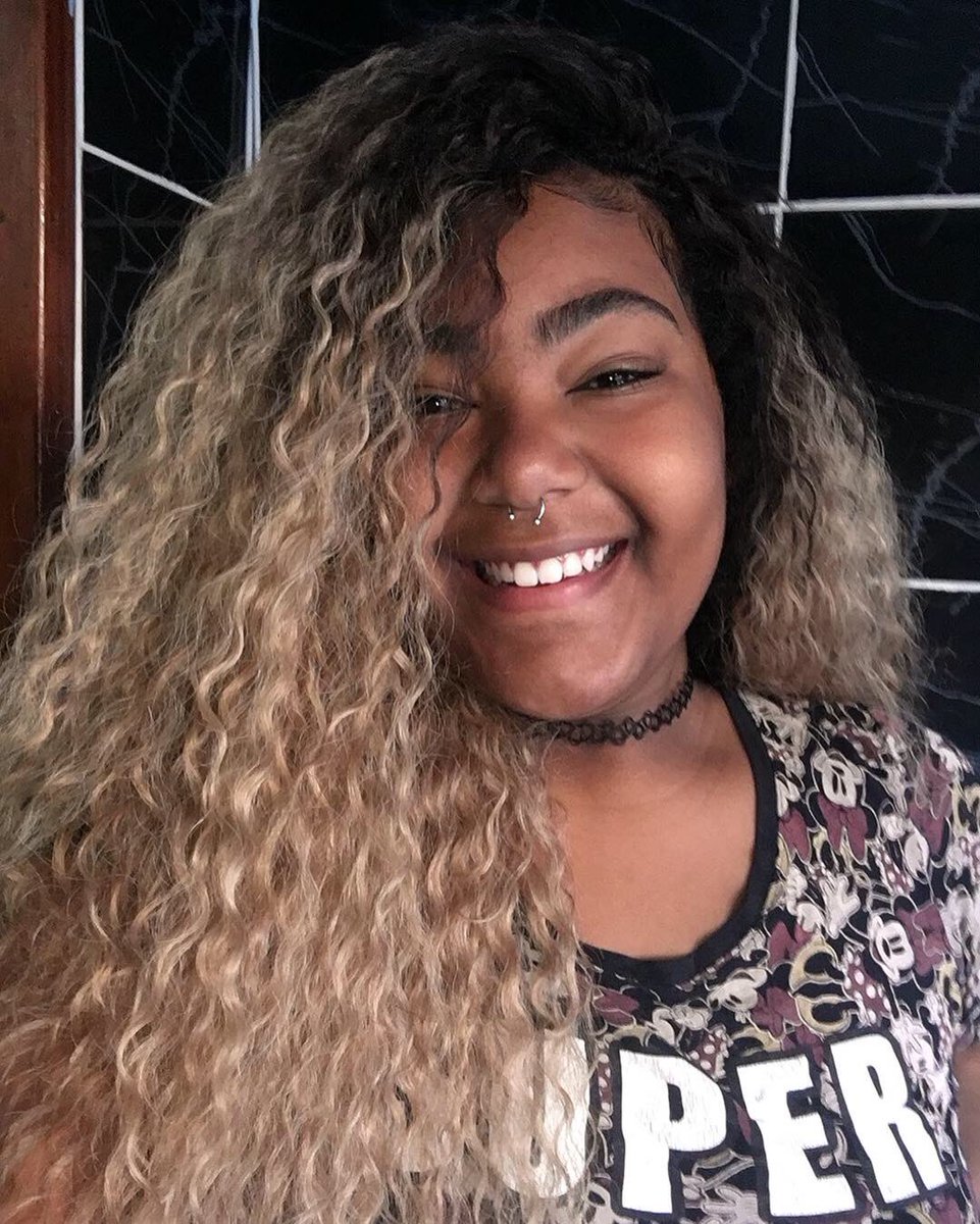 lily fifi≠ tweet media