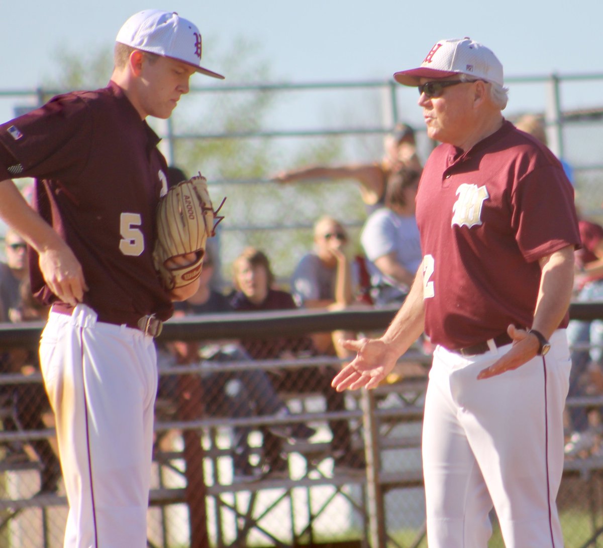 DepthChartWC's tweet image. Now on Depth Chart website (depthchartwc.com): Game recap and boxscore from Parkersburg Catholic's 11-8 win at Williamstown

Also tonight: "Gamer Award" recognized from Parkersburg Catholic-Williamstown high school baseball game