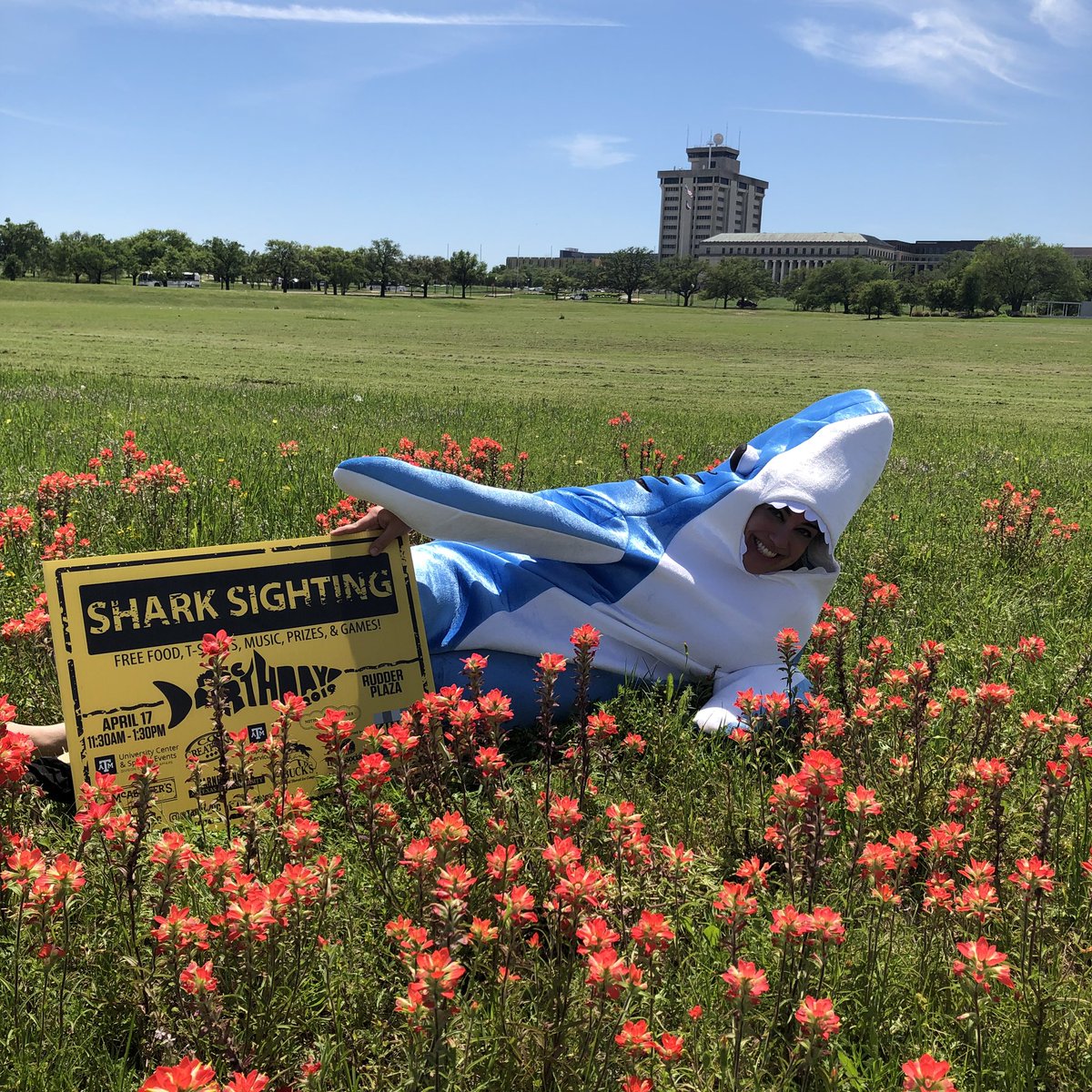 tamu_ucen's tweet photo. We couldn’t find the bluebonnets but our MSC BDAY Shark saw red and wanted to remind you to join her tomorrow for #MSCBDAY2019! #thisbirthdayBITES https://t.co/GjAkv6Ku9n