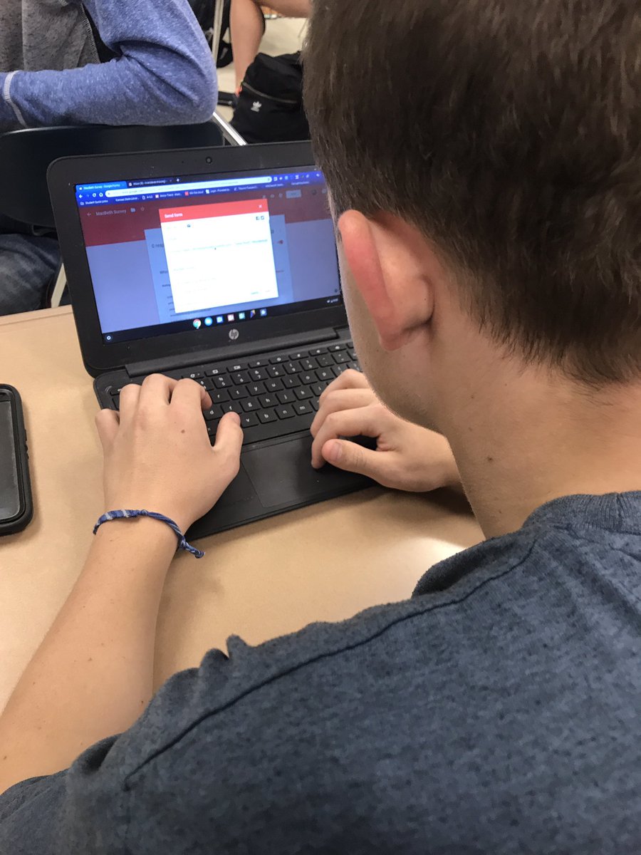 InmanSchools's tweet image. ENGIII/Project Management &amp;amp; Resource Scheduling students creating &amp;amp; distributing surveys using Google Forms to gather data on their “Macbeth” Fake Twitter accounts. Up Next: Data Analysis! #drivestudentsucces #maximizingresources #Shakespeare via @kimraybaldwin