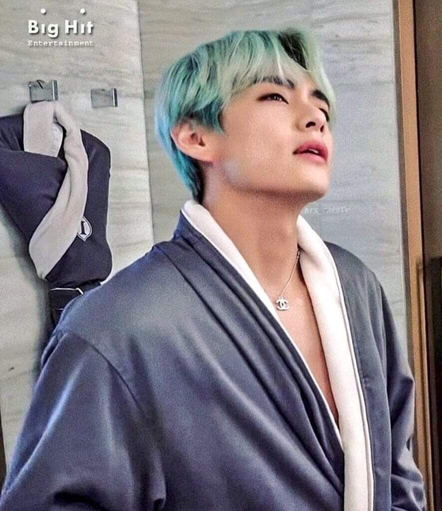 kim_rorie's tweet photo. @taecroissant Omg. Huhu send help plsssss  😂😂😍😍 https://t.co/9NFETV4p4P