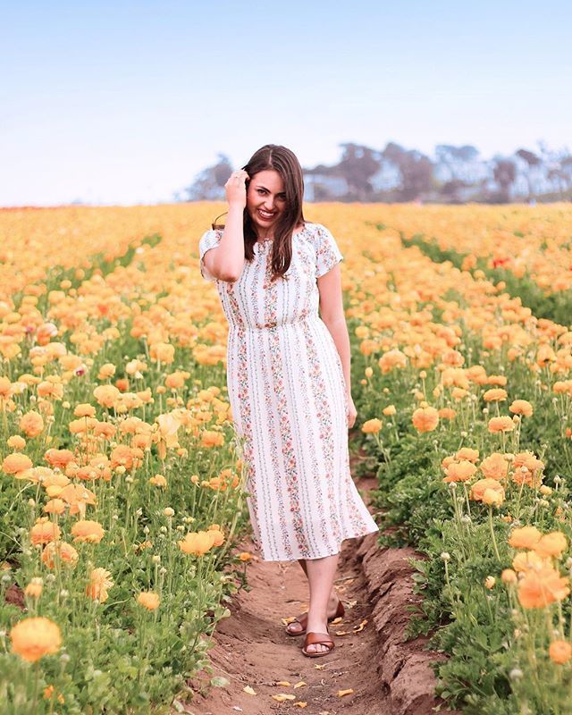 YCosmopolite's tweet photo. Sometimes one of the hardest things to learn are our limits. 💛🌼 I dive into this a little deeper on YC today (as always, link in profile!), but the bottom line is, sometimes we wish life would turn out a certain way. And when we finally admit that it… https://t.co/jNgPP1F7ki https://t.co/PD214bydo0