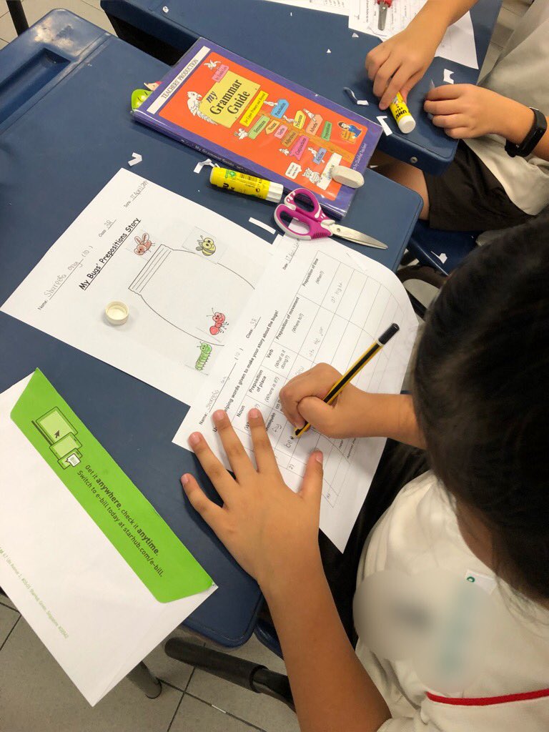mrsyanlim's tweet photo. Today we learnt the three types of preposition by writing a Bugs’ prepositions story!
Adapted from resource found online. And I’ve Included helping words for pupils to write their “story”. https://t.co/LzQ9G8gT3q