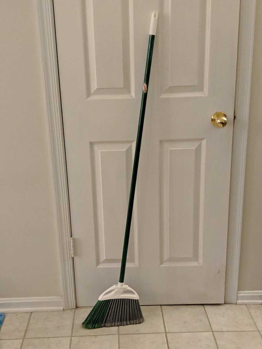 robebur's tweet image. Goodnight and goodbye @TBLightning !! Congrats @BlueJacketsNHL on an efficient dispatch. #StanleyCupPlayoffs