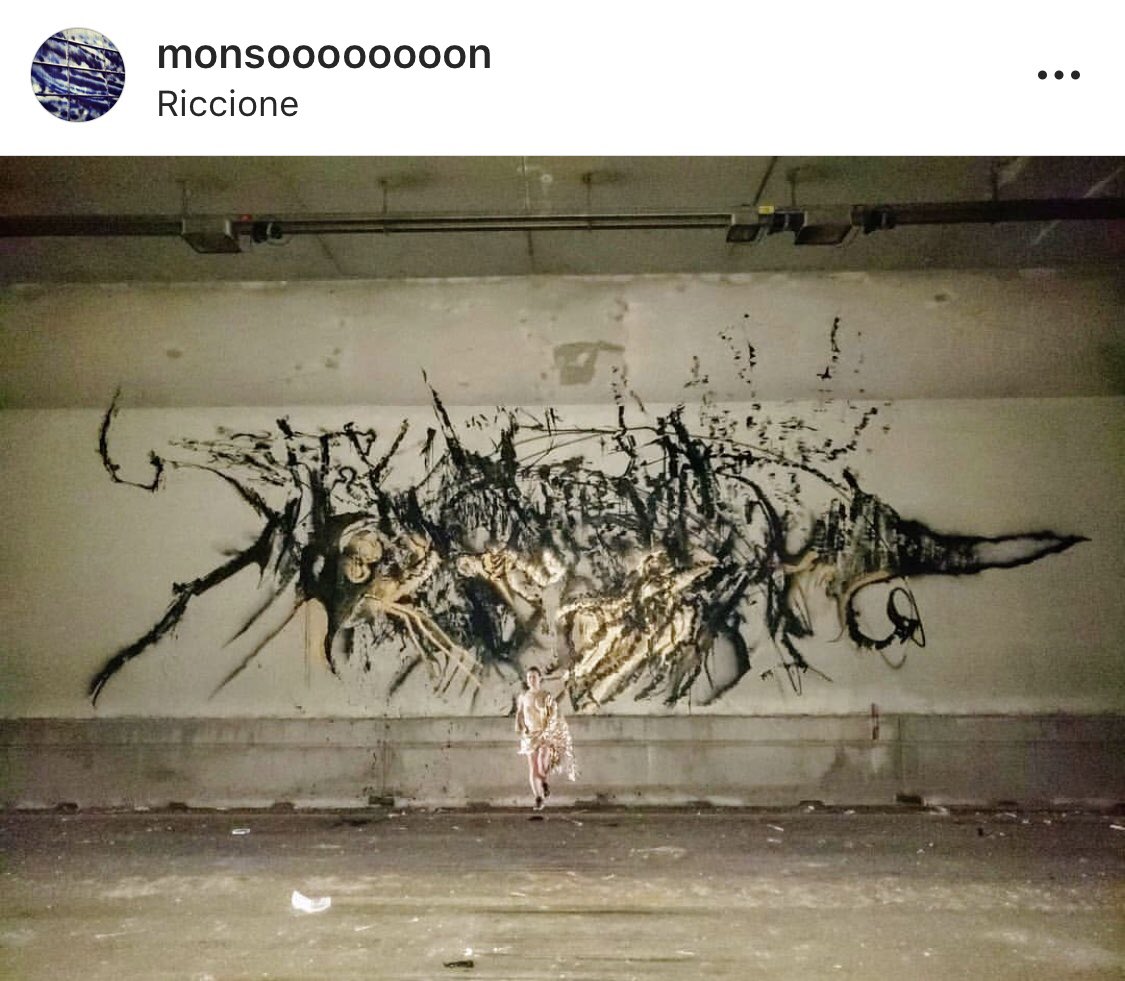 ストリートアートでデスメタルロゴみたいに描く人はじめて見たけどカッコ良過ぎて痺れた ストリートアートでデスメタルロゴみたいに描く人はじめて見たけどカッコ良過ぎて痺れた
