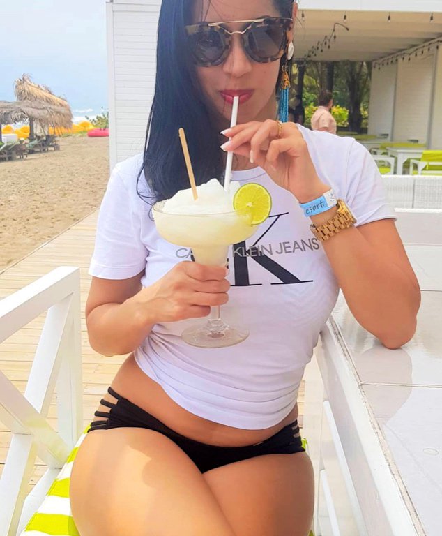 GortariSelma's tweet photo. #Feliz #Vacaciones #SemanaSanta2019 #A3BeachLounge #A3Resort 🍸🍹 https://t.co/CFyQexbPW7