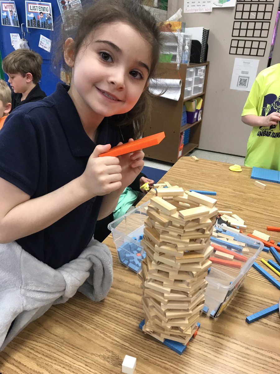 HughesHornets's tweet photo. Easter stem activities! Egg sculptures, egg towers, and peep nests! #DunbarTigerPride https://t.co/KAmdsGZvv5