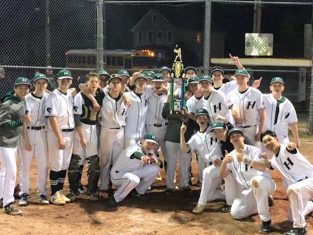 BaseballHF's tweet photo. What an environment! Thank you to everyone who came out! Thank you to the John Glenn players and coaching staff for making tonight a special event. Great to get a W, but also great getting an old tradition started again! #BattleAtTheBorder https://t.co/SY3dAVzoZj