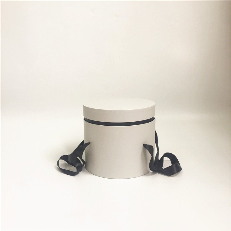 JoyBean199's tweet photo. Luxury Cardboard Custom Logo Round Flower Box for Rose Packaging
#Chinafactory #Chinasupplier #factorypackaging #flowerbox #flowerboxpackagingdesigns #highqualityboxes #flowerboxessupplier #luxurydesignpackaging #luxuryflowerpackaging #roundflowerbox #flowerbox #customboxes https://t.co/lzLgGgvPqK
