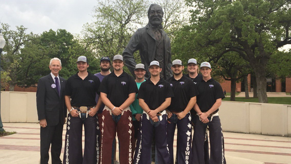LathesTowns's tweet photo. #GivingDay #MakeADifference Designate to the Plowboys Endowment Fund by clicking this link! #TarletonService #TarletonGiving https://t.co/aIboV3ekNZ https://t.co/nPQbkz3FvK