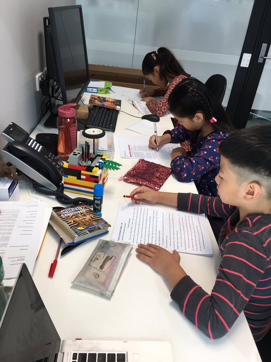 guozhen_liu's tweet photo. Today my three kids told me “We’d like to give one day off for Daddy today, and we need to come to Mummy’office to help with Mummy’s Ideas Grant”. #schoolholidays #balancelifeandwork #grantwriting @WomenSciAUST @UNSWEngineering @CNBPscience https://t.co/UgKudrB6Zs