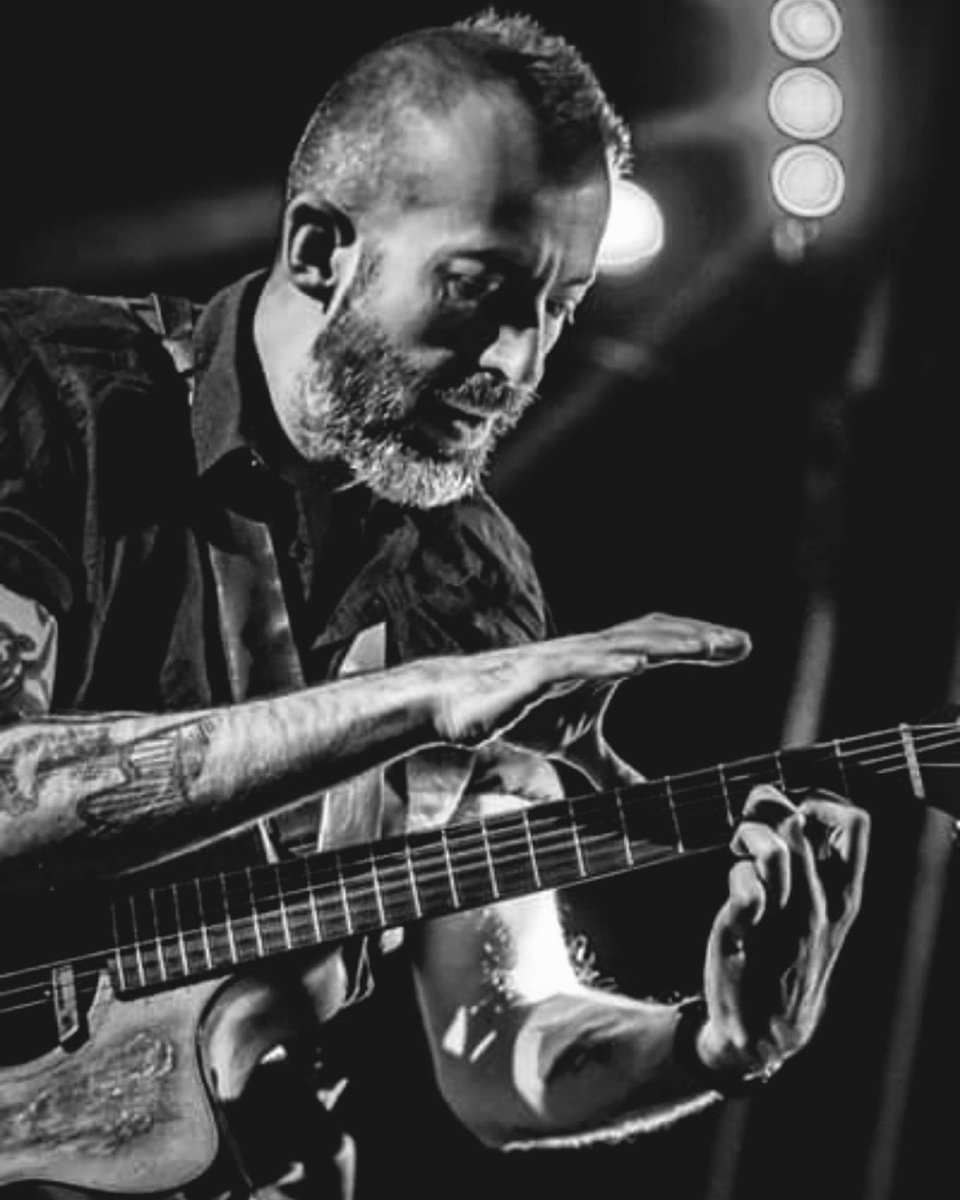 I think the order of importance is: 
1. People who make music happen by organising concerts
2. People who go to concerts
3. Musicians' families who are at home missing them
4. Musicians

Nevertheless, I'm the one whose photo gets taken, so here it is. Szeged was ace, THANKS.