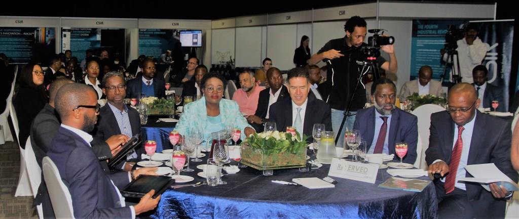 dstigovza's tweet photo. The Department of Science and  Technology @dstgovza  @mmKubayiNgubane , intends to establish its affiliate centre as a  public-private partnership based at the Council for Scientific and  Industrial Research (CSIR) @CSIR .https://t.co/juyJslUAh0 https://t.co/HKRH9Z43ig