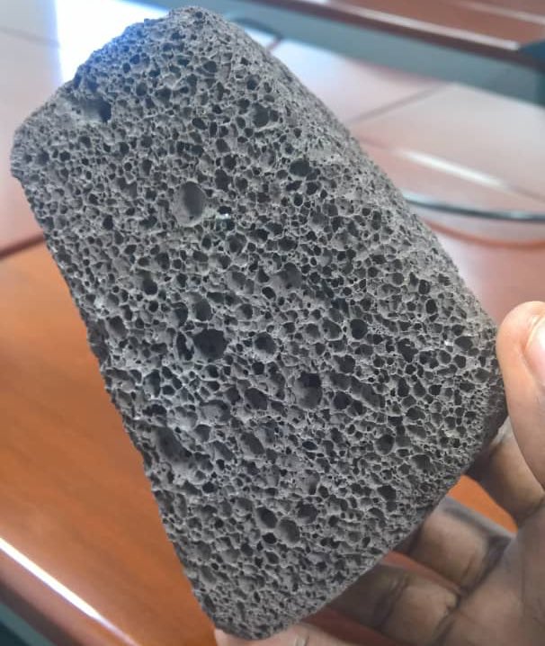 Ugaman01's tweet image. You are not a real African if your feet 🦶 have never been here 👇🏿