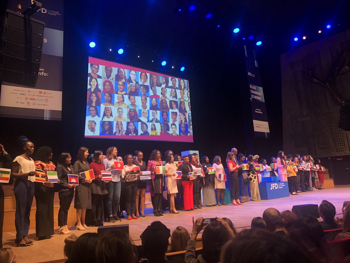Superbe projet @total de soutien aux startups partout dans le monde. 4000 candidatures pour le coup de cœur féminin, 55 lauréates. #startupoftheyear <a href="/wavestone_/">Wavestone</a> @JFDOfficiel