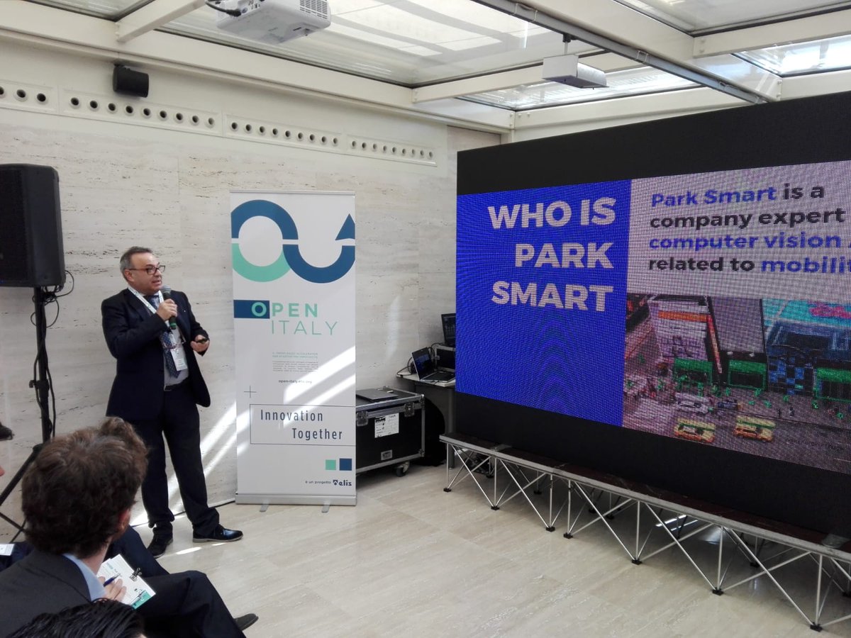 "La vita è quello che succede agli altri mentre tu stai cercando parcheggio": <a href="/ParkSmart3/">Park Smart</a> propone una soluzione intelligente che permette di risparmiare tempo e anche carburante. Ci viene presentata dal CMO Carlo Sciuto. 

#OpenItalyELIS #DemoDayROMA