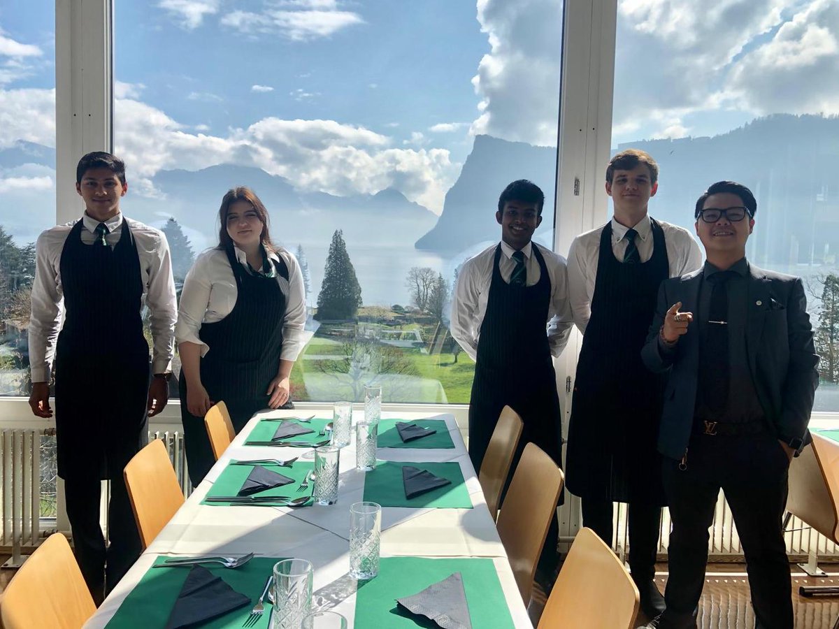 IMILuzern's tweet image. A beautiful day for our Term D Certificate students' last service class in the Main Dining Hall!
#hospitalityschool #imifamily #studyinparadise