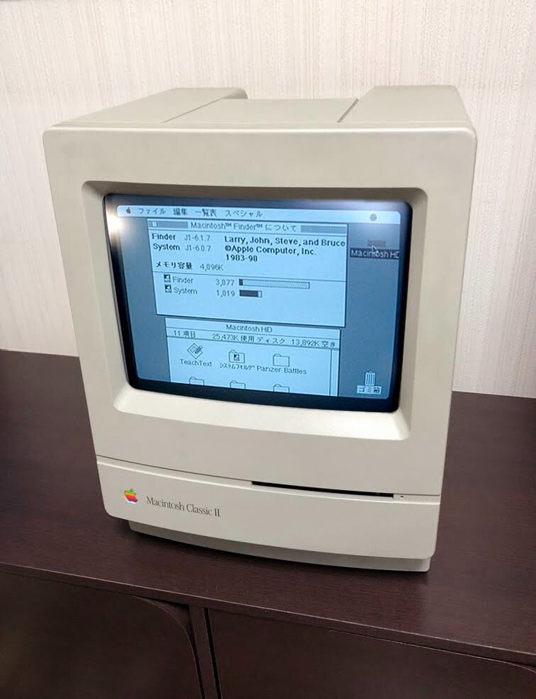 k_hash's tweet photo. 漢字Talk6.0.7が走るコイツは無事起動した!
#oldmac #classicII #vintagemac #68k #apple #macintosh #SoQute #マッキントッシュ #マック #mac https://t.co/klQUj2sq0w