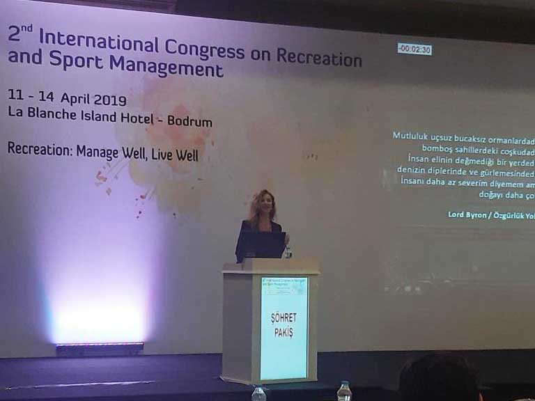 PolinWaterparks's tweet photo. Thank you for the great interest you have shown during @sohret_n8 ‘s presentation on the "Contribution of Leisure and Recreational Experiences to Attainment of Happiness" at 2nd International Congress on  Recreation and Sports Management in Turkey. @rekcad #recreation #leisure https://t.co/vvmQ8Ejya1