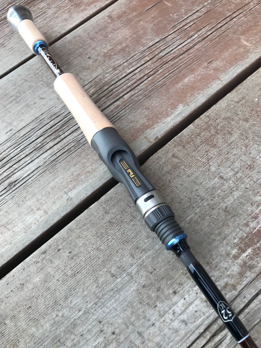 ツララ #ロイラ52 入荷です。曲がるけど強い！！そんな印象を受けまし