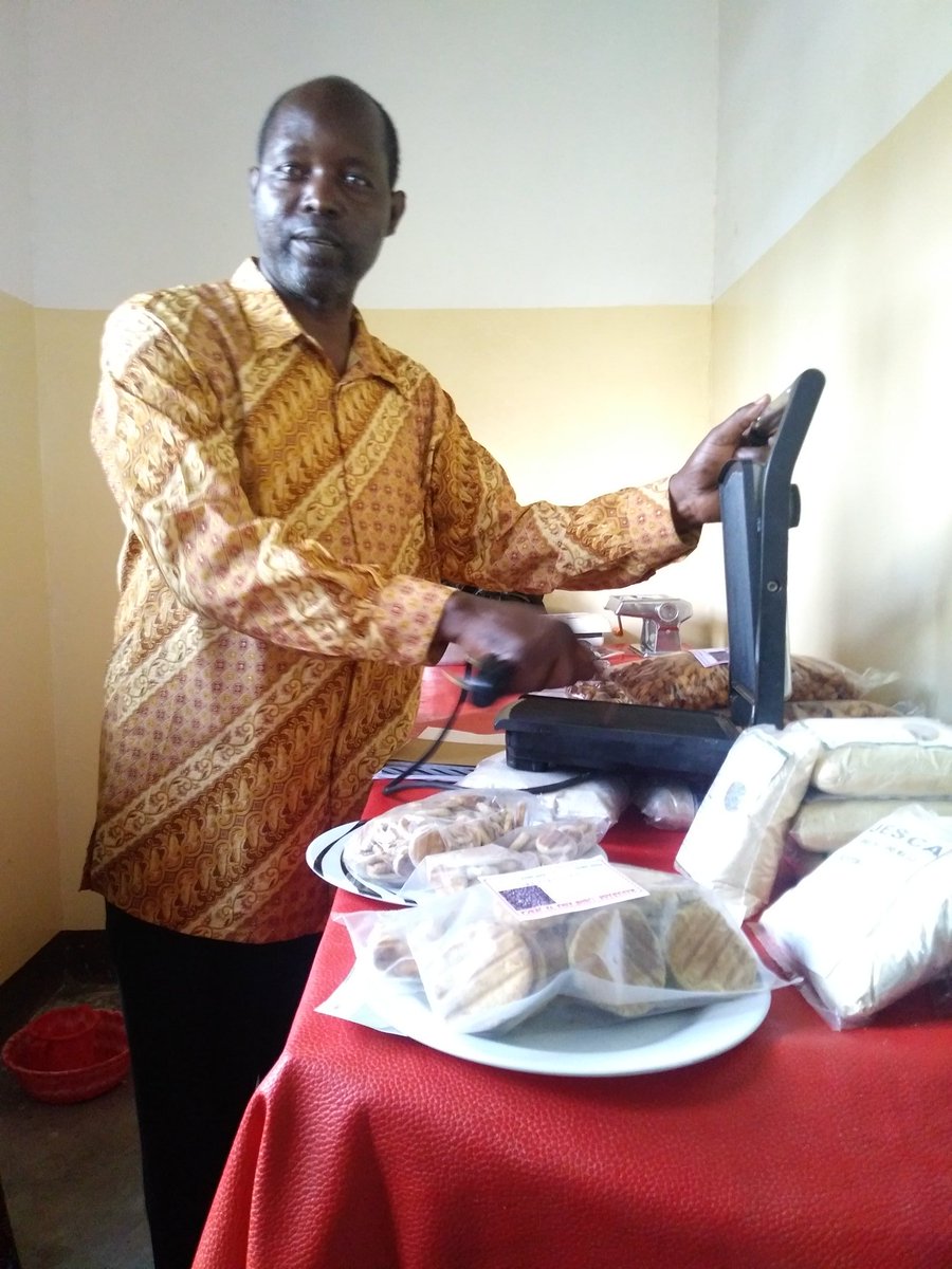 Nutrition champions in Kagera, Tanzania #nutrition #health <a href="/_PABRA/">PABRA</a> <a href="/Taat_Africa/">#Technologies to #FeedAfrica</a> <a href="/CIAT_Africa/">CIAT_Africa</a> <a href="/genderciat/">Gender CIAT</a> <a href="/bswaswa/">Boaz S Waswa</a> <a href="/ebirachi/">Eliud Birachi</a>