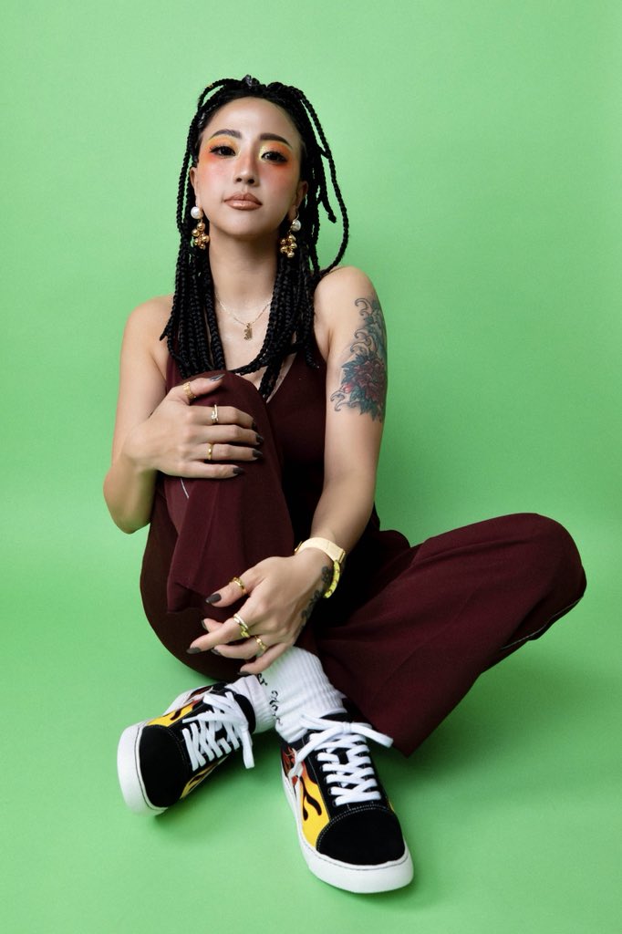 J_A_S_M_I_N_E_'s tweet photo. 🔥👟🖤
#JADE #jade5 #jadeharajuku #足元倶楽部 #スニーカー #原宿 #jade5partner #ジェイド
@jade_shoes https://t.co/k8M8xGKu1x