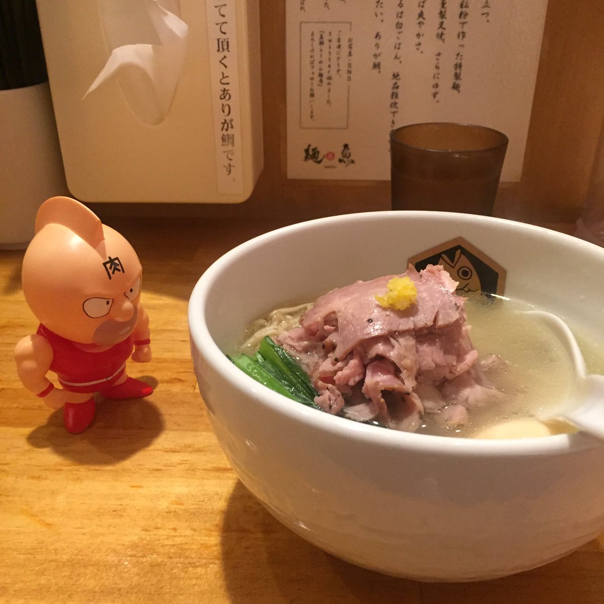 MattcrossF's tweet photo. 真鯛。拉麵店。筋。日本🇯🇵。行の初體驗!おいいしです!😋😋
#kinnikuman #kinnikumanallaroundtheworld #spiceseedキン肉マンシリーズ #mengyo #softmanwrestler #oneup #ajfever #artjunkietokyo https://t.co/N8vheGlH1f