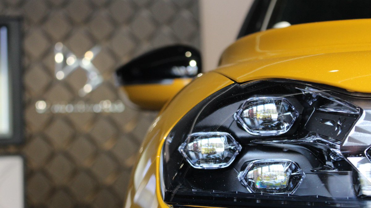 automobiles_ds's tweet photo. Por fin llega a #Valencia el nuevo #DS3Crossback #Puretech #PureTech130 #GrandChic #Ds3 #dsstorevalencia #dsautomobiles https://t.co/cKRW5Vb8ez