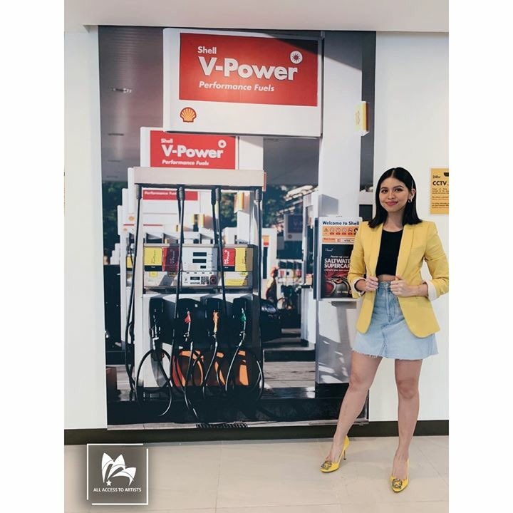 Gas up your vehicles this Holy week season. Safe ride and use Shell Fuel Save! 

<a href="/mainedcm/">Maine Mendoza</a> | #MaineMendozaForShell