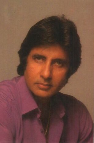 GhanShy74046595's tweet photo. @SrBachchan #11YearsOfBachchanBol #11YearsOfABBlog #AmitabhBachchan
Congratulations Sir 👍🌹💗👏
Aap Sada Aise Hi Likhte Rahiyega Aap Ka Har Blog Jeevan Ko Eak Nayi Disha Nayi Aasha Aur Eak Nayi Shakti Naya Vishwash Hume Deta Hai 👍👍💗Love💗You💗💗💗AB💗SIR💗JI💗🙏🙏🙏🙏 @GhanShy74046595 https://t.co/8nj5HvTZoZ