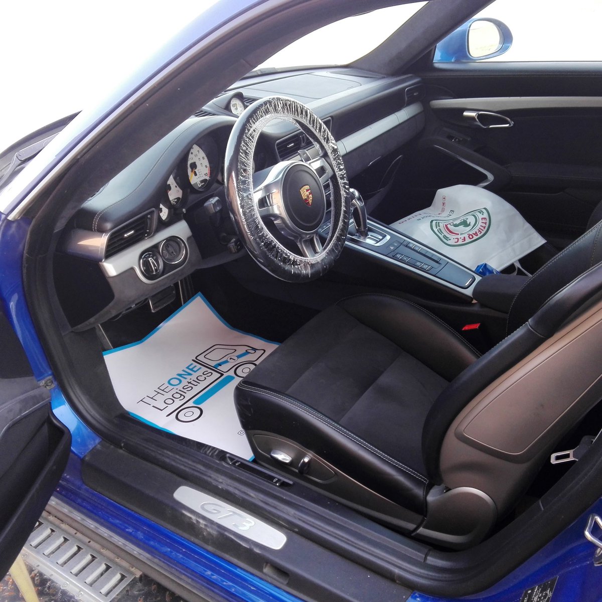 The1Logistics's tweet photo. Porsche GT3 991 💙 loaded .
.
.
Contact us on:
🕊: @The1Logistics .
📱: +966 (549) 888 521 
📧 info@The1Logistics.com 
🇸🇦🇸🇦🇸🇦🇸🇦🇸🇦🇸🇦
#The1Logistics #1Logistics #saudi #bahrain #KSA #cars  #arabmoneyofficial #porsche #porsche911 #porschepeople #porsche991 #porschegt3 #gt3 #991gt3 https://t.co/hSgyFaPKwd